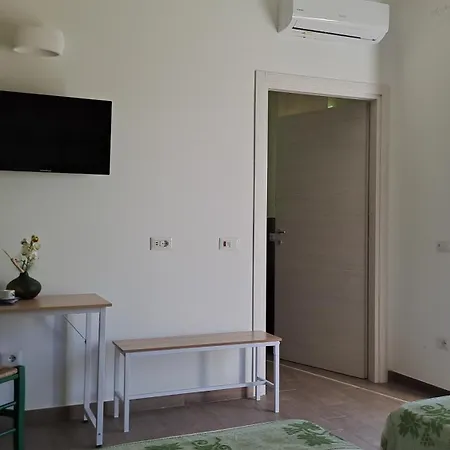 Casa La Chintina Bed & Breakfast 3*